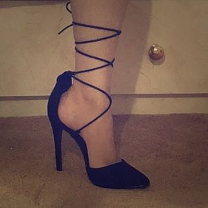 Black suede heels size 7 never been worn